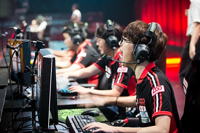 LGD_Gaming_at_the_2015_LPL_Summer_Finals